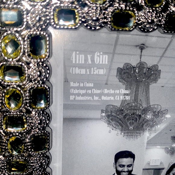 SPARKLY 4x6 PHOTO FRAME - Picture 2 of 2